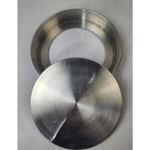 Vintage Mirro 9" Cake Pan Removable Bottom Aluminum Bakeware 1179M Made in USA